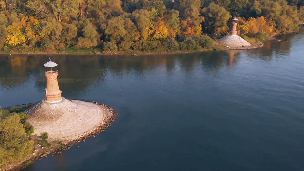 Svetionici na ušću Tamiša u Dunav