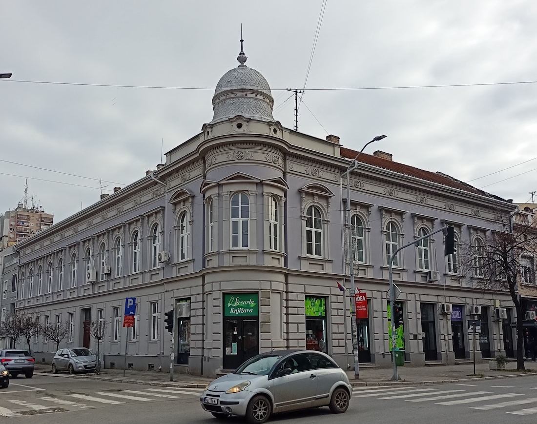 Živanovićeva palata